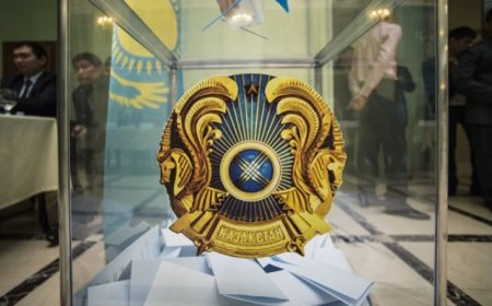 Qazaxıstanda yeni Konstitusiya üzrə referendum başlayıb